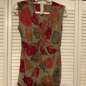 Laila & Savannah Shirt Womens Sz Small Brown Red Floral Silk V-Neck Twist Top